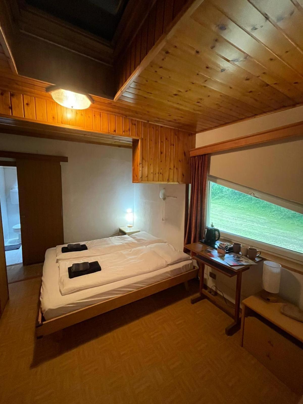 Picchio Rosso - Stanza Privata Con Bagno In Val Di Fassa Hotel Pera Ngoại thất bức ảnh